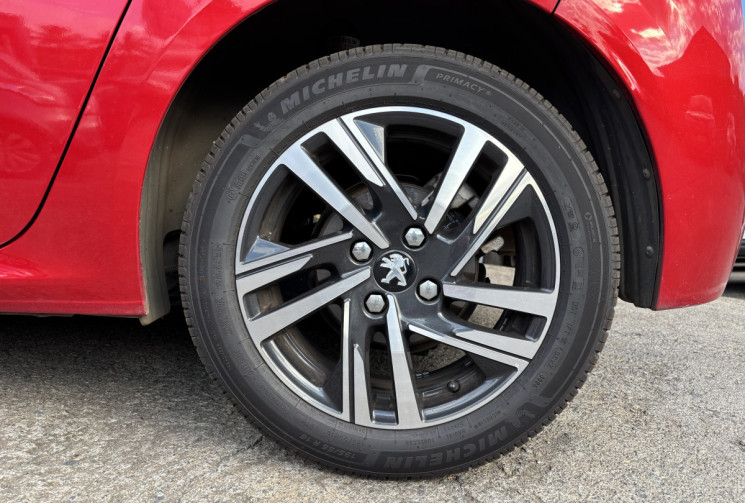 Peugeot 208 1.2  THP 100 ALLURE (première main)