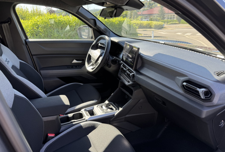 Dacia Duster journey Boite auto Eco-G 120 PACK CITY +PACK HIVER (Dispo immédiat)