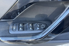 Peugeot 208 PEUGEOT 208 Phase 2 5 Portes 1.2 THP Puretech 110CH ALLURE / DISTRIBUTION A JOURS 