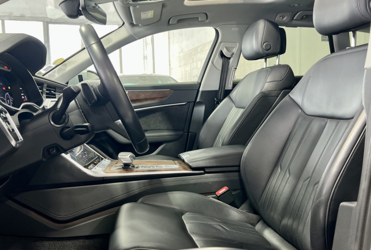 Audi A6  40 TDI 190 S Tronic / Avus Extended / Full Options / Entretien Audi 