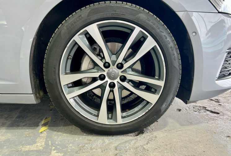 Audi A6  40 TDI 190 S Tronic / Avus Extended / Full Options / Entretien Audi 
