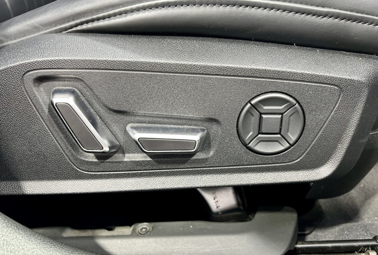 Audi A6  40 TDI 190 S Tronic / Avus Extended / Full Options / Entretien Audi 