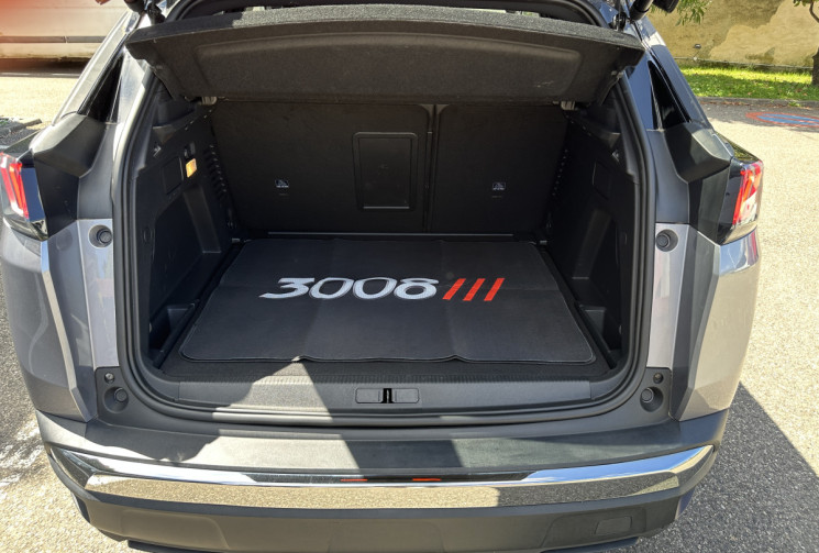 Peugeot 3008 II Phase 2 1.2 Hybrid e-DSC6 136 cv / SUIVI PEUGEOT 100% 
