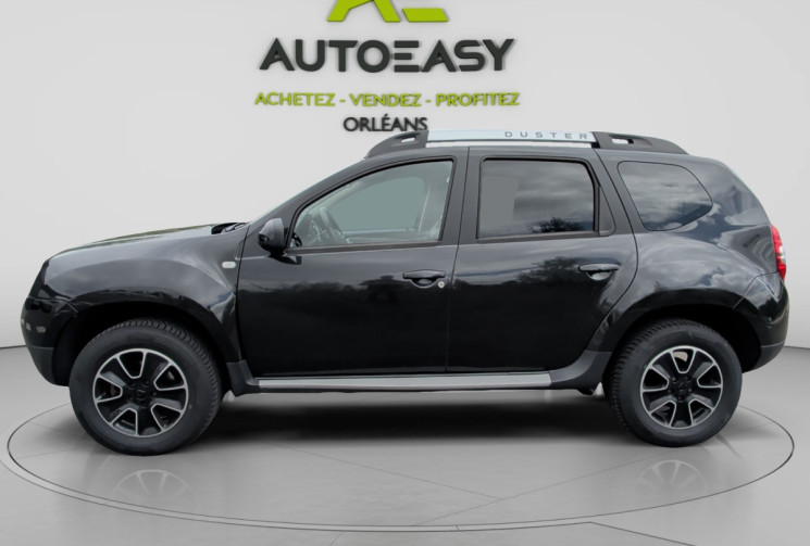 Dacia Duster TCE 125 cv 4wd 4X4 black touch / attelage / camera / clim / regulateur / gps / Bluetoot