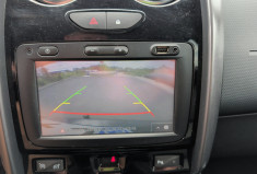 Dacia Duster TCE 125 cv 4wd 4X4 black touch / attelage / camera / clim / regulateur / gps / Bluetoot