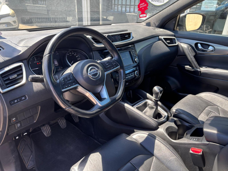 Nissan Qashqai 1.5 Dci 115 TECKNA  / CUIR / TOIT PANO / CAMERA 360 / GPS