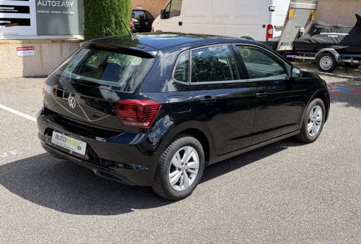 Volkswagen Polo VI 1.0 MPI 12V BMT 80 ch / Confortline / Distribution neuve