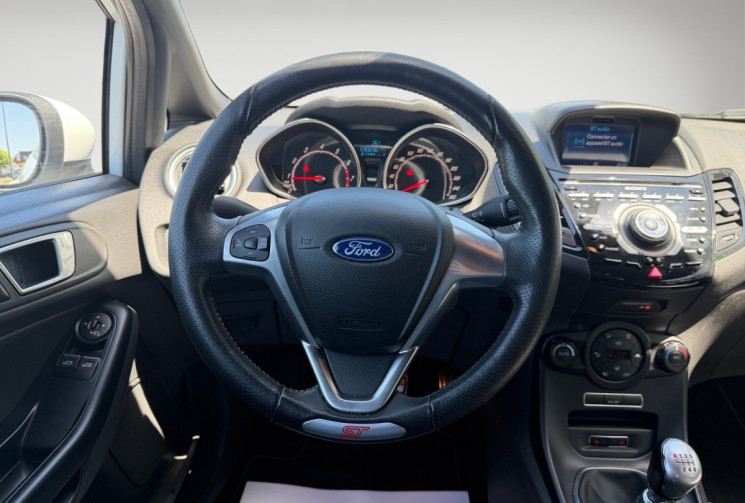 Ford Fiesta ST 1.6 EcoBoost 16V 182 cv