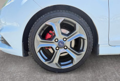 Ford Fiesta ST 1.6 EcoBoost 16V 182 cv