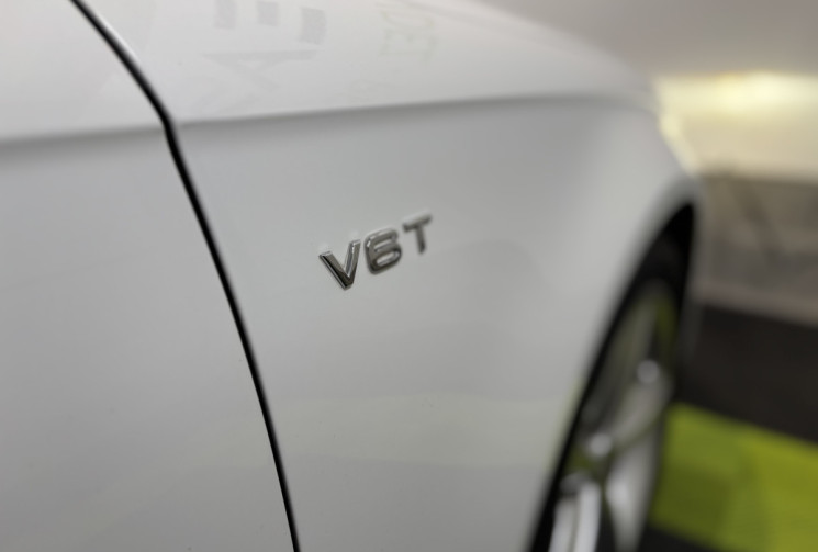 Audi S4 Avant B8 3.0 V6 TFSI 333 ch Quattro S tronic 7 Import Japon