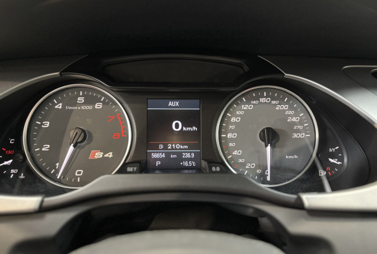 Audi S4 Avant B8 3.0 V6 TFSI 333 ch Quattro S tronic 7 Import Japon