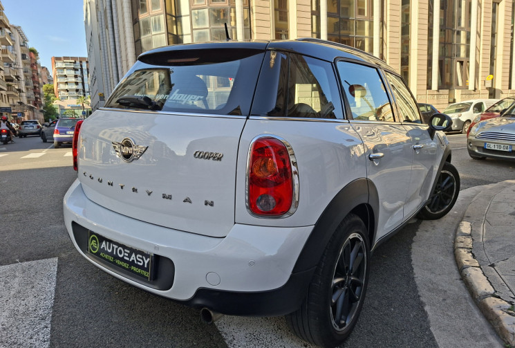 Mini Countryman COOPER 1.6i 122 CH BVM6