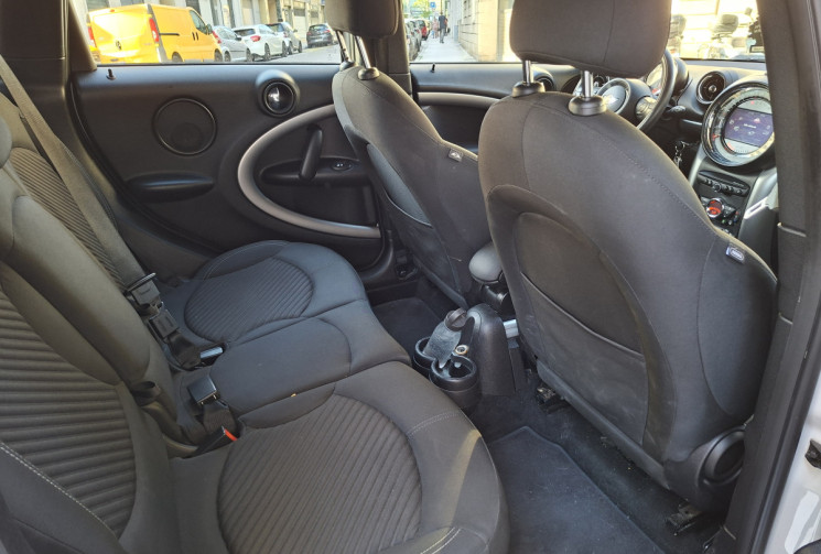 Mini Countryman COOPER 1.6i 122 CH BVM6