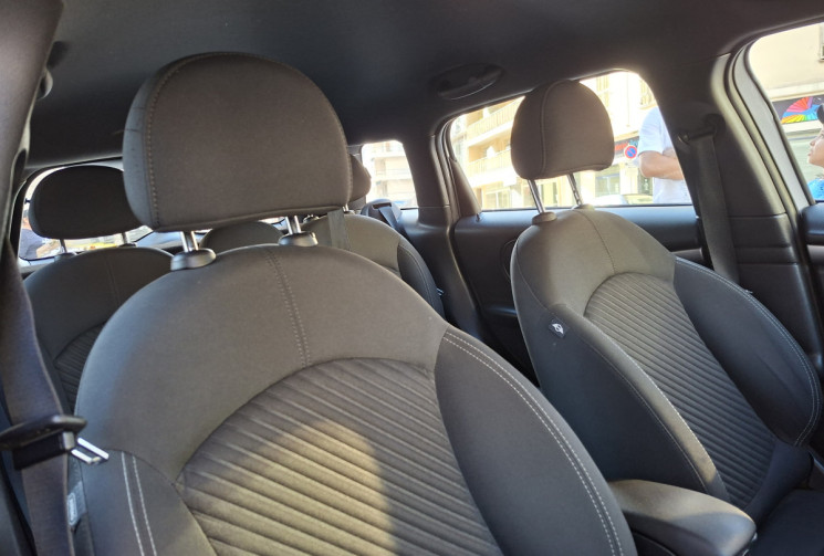 Mini Countryman COOPER 1.6i 122 CH BVM6
