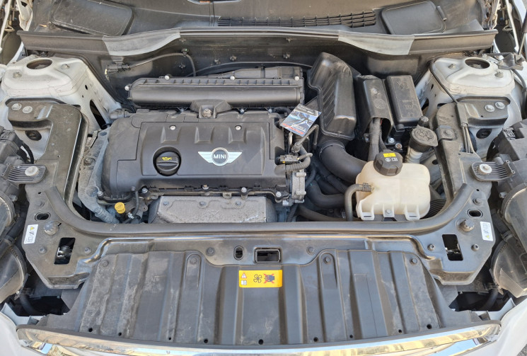 Mini Countryman COOPER 1.6i 122 CH BVM6