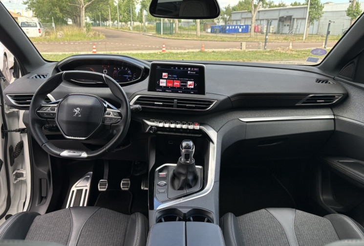 Peugeot 3008 1.2 puretech 130cv GT LINE