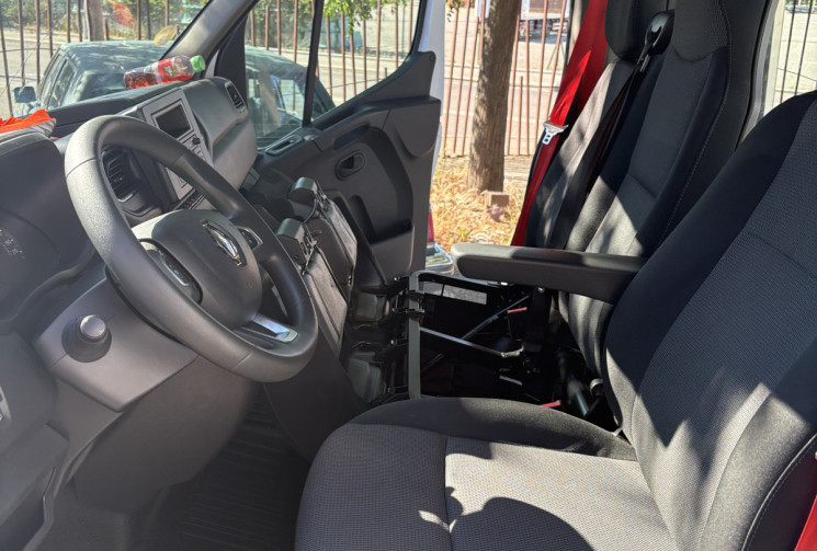 Renault Master Dépanneuse plateau /2.3dci 150cv / Super état / Toute équipée / Révisée / Pas de TVA 