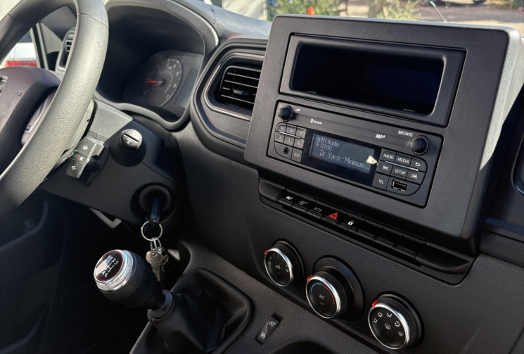 Renault Master Dépanneuse plateau /2.3dci 150cv / Super état / Toute équipée / Révisée / Pas de TVA 