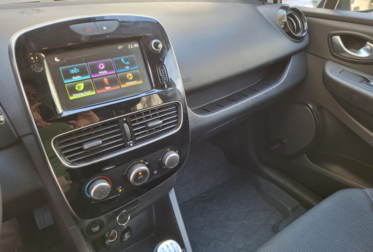 Renault Clio IV 0.9 tce 90 ch ZEN 61300 kms