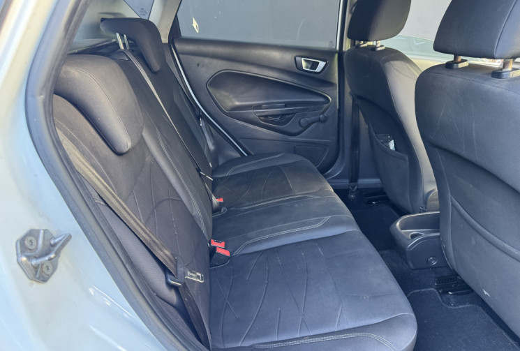 Ford Fiesta  VI Phase 2 5 portes 1.5 TDCi TREND