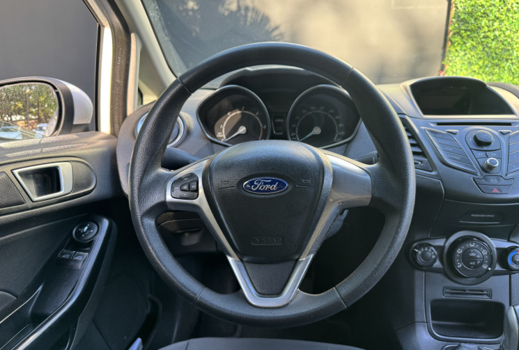Ford Fiesta  VI Phase 2 5 portes 1.5 TDCi TREND