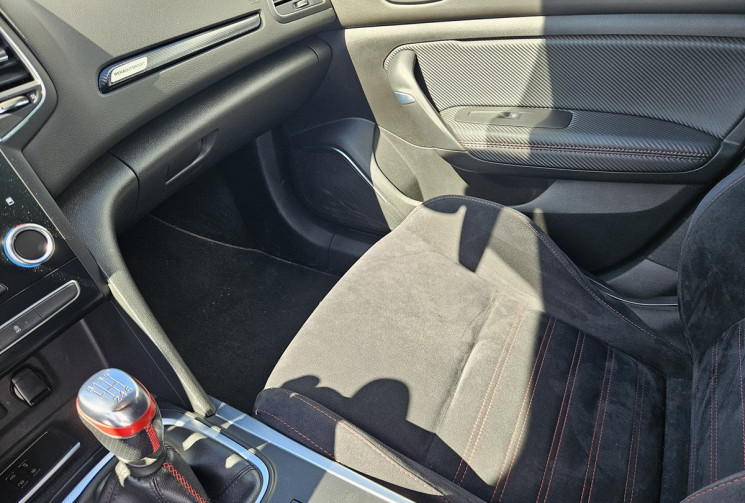 Renault Megane IV RS 1.8 TURBO 300 TROPHY BVM RECARO