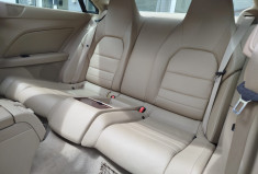 Mercedes Classe E Coupé 500 / 5.5 V8 7G-Tronic 388cv / SUIVI Mercedes