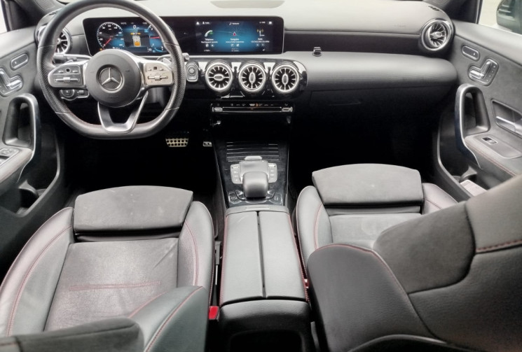 Mercedes Classe A 180 d  7G-DCT / Suivi Mercedes / 1ere Main