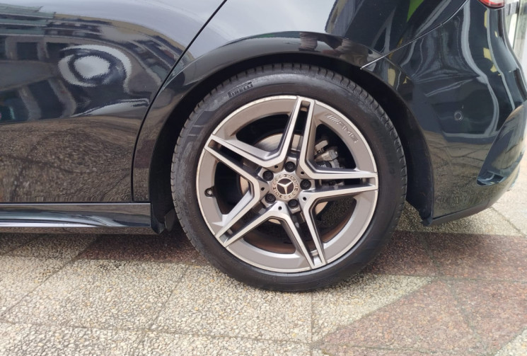 Mercedes Classe A 180 d / AMG / Suivi Mercedes / 1ere Main / 7G-DCT
