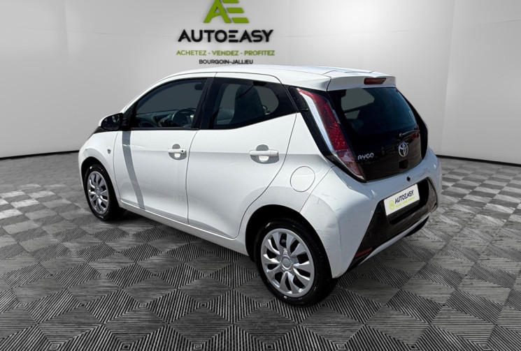 Toyota Aygo 1.0 / 69 CH / X-PLAY / CLIM