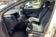 Renault Captur  1.5 DCI 110 ENERGY INTENS