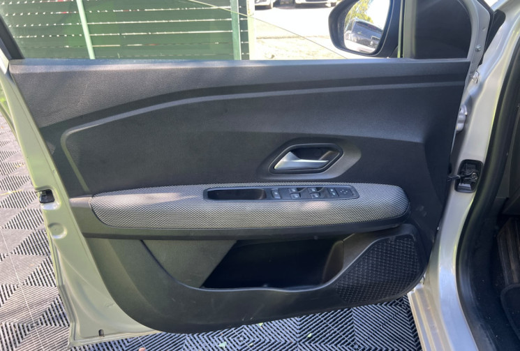 Dacia Sandero III 1.0 TCe 12V CVT 90 cv