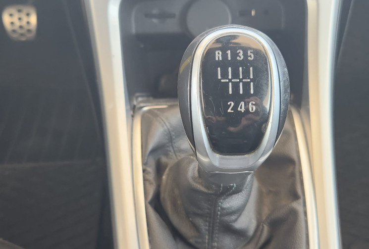 Opel Astra  J GTC 1.6 SIDI 170 CV / TRÉS BON ÉTAT / GARANTIE 12 MOIS