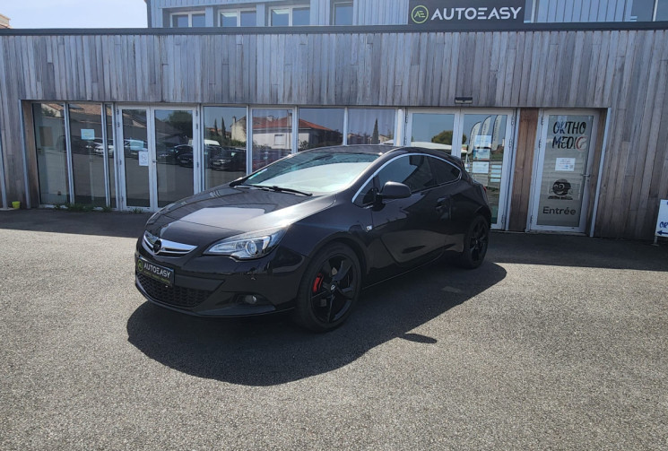 Opel Astra  J GTC 1.6 SIDI 170 CV / TRÉS BON ÉTAT / GARANTIE 12 MOIS