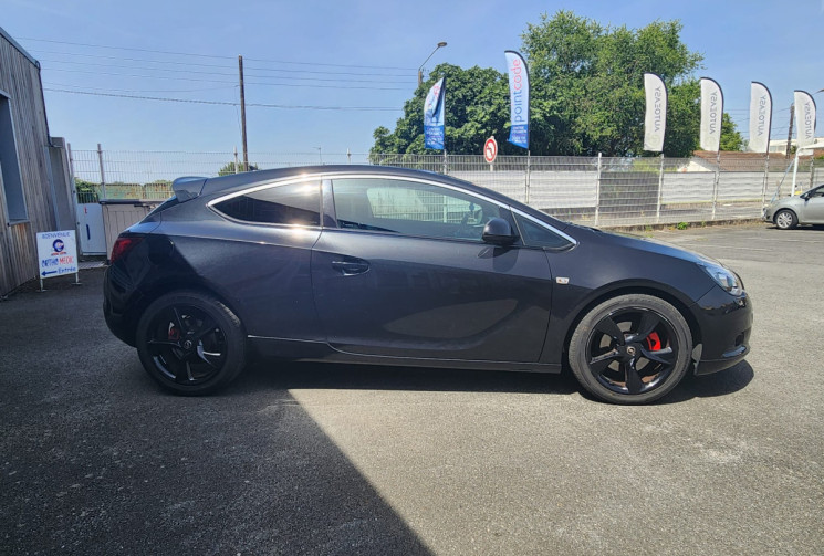 Opel Astra  J GTC 1.6 SIDI 170 CV / TRÉS BON ÉTAT / GARANTIE 12 MOIS