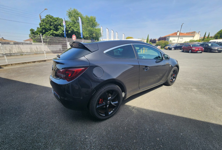 Opel Astra  J GTC 1.6 SIDI 170 CV / TRÉS BON ÉTAT / GARANTIE 12 MOIS