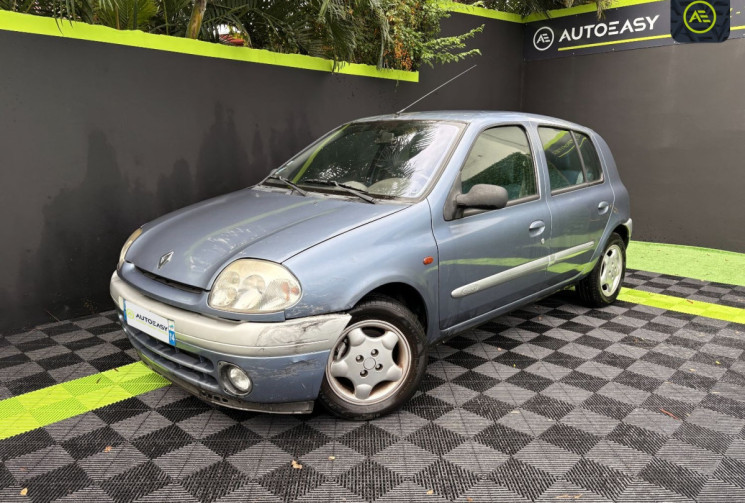 Renault Clio  II 5 Portes 1.4i 16V 98cv