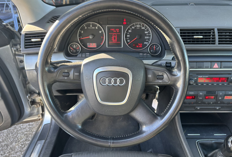 Audi A4 2.0 130 ATTRACTION (première main)