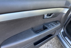 Audi A4 2.0 130 ATTRACTION (première main)