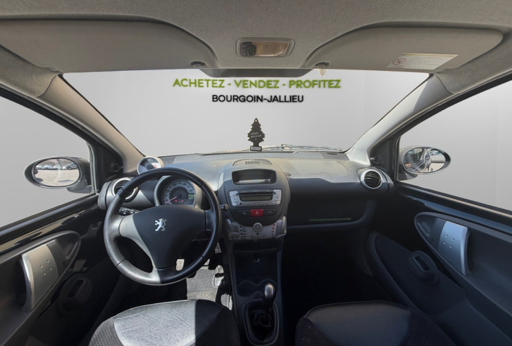 Peugeot 107 1.0 / 68 CH / BLACK EDITION / CLIM 