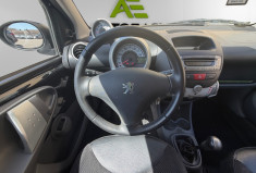 Peugeot 107 1.0 / 68 CH / BLACK EDITION / CLIM 