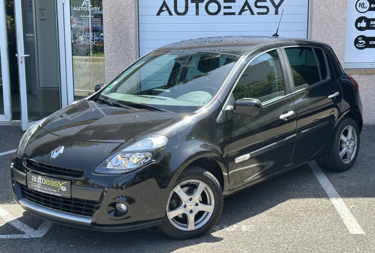 Renault Clio 1.2 16v 100 ch TomTom 5 portes / 1ER MAIN / ENTRETIEN OK / COURROIE OK