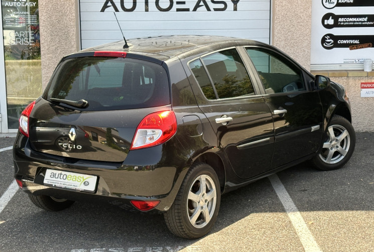 Renault Clio 1.2 16v 100 ch Night & Day 5 portes / 1ER MAIN / ENTRETIEN OK / COURROIE OK