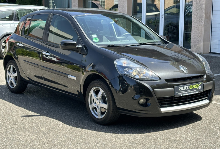 Renault Clio 1.2 16v 100 ch Night & Day 5 portes / 1ER MAIN / ENTRETIEN OK / COURROIE OK