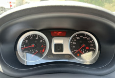 Renault Clio 1.2 16v 100 ch TomTom 5 portes / 1ER MAIN / ENTRETIEN OK / COURROIE OK