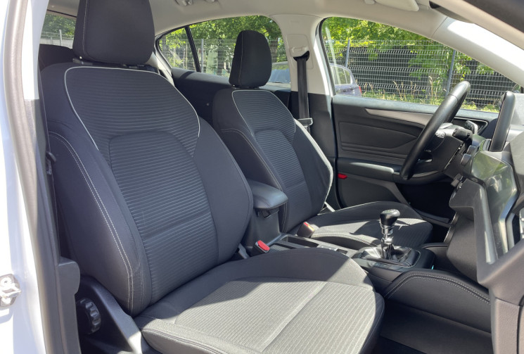 Ford Focus 1.5 EcoBlue 120 ch Titanium *Apple Carplay/ Android Auto*Cam recul*Radar Av Ar*Entr Ok