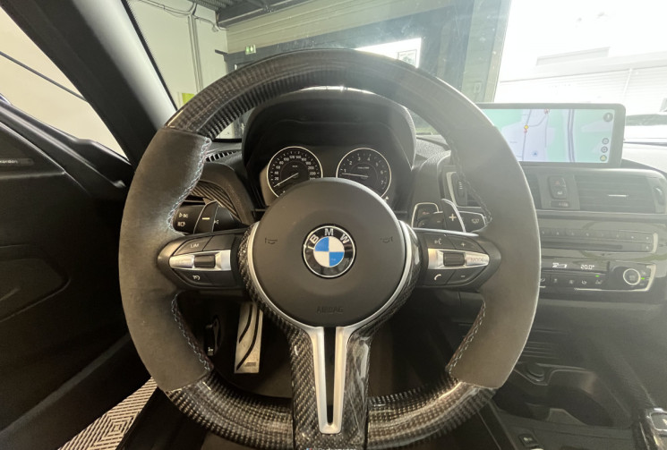 BMW Série 2 Cabriolet M 235 i X DRIVE (F23) / Volant carbone M PERFORMANCE /  CARPLAY / 2 ° MAIN 
