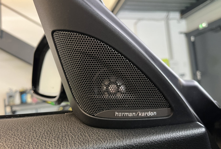 BMW Série 2 Cabriolet M 235 i X DRIVE (F23) / Volant carbone M PERFORMANCE /  CARPLAY / 2 ° MAIN 
