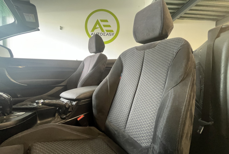 BMW Série 2 Cabriolet M 235 i X DRIVE (F23) / Volant carbone M PERFORMANCE /  CARPLAY / 2 ° MAIN 