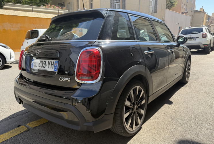 Mini MINI 5 PORTES  3 (F55) 5 Portes LCI Cooper 1.5 i 12V DCT7 136 cv Boîte auto